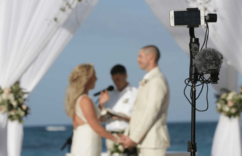 This Guy Shot a Wedding Video with His iPhone and all Hell Broke Loose